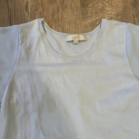 Loft Woman’s Light Purple Ruffled Sleeve Top Size Small - Picture 2 of 7